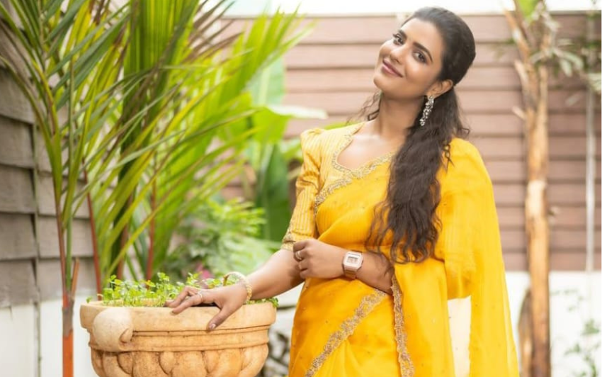 Aishwarya Rajesh Shines in a Saree - Bhagyam Looks Stunning in Sankranthiki Vastunnam