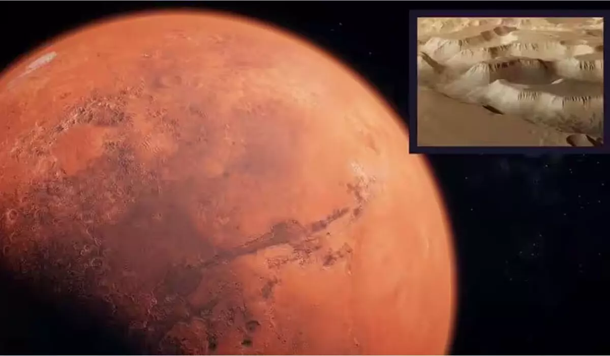 An extraordinary region above Mars... unveiled in the released video by ESA