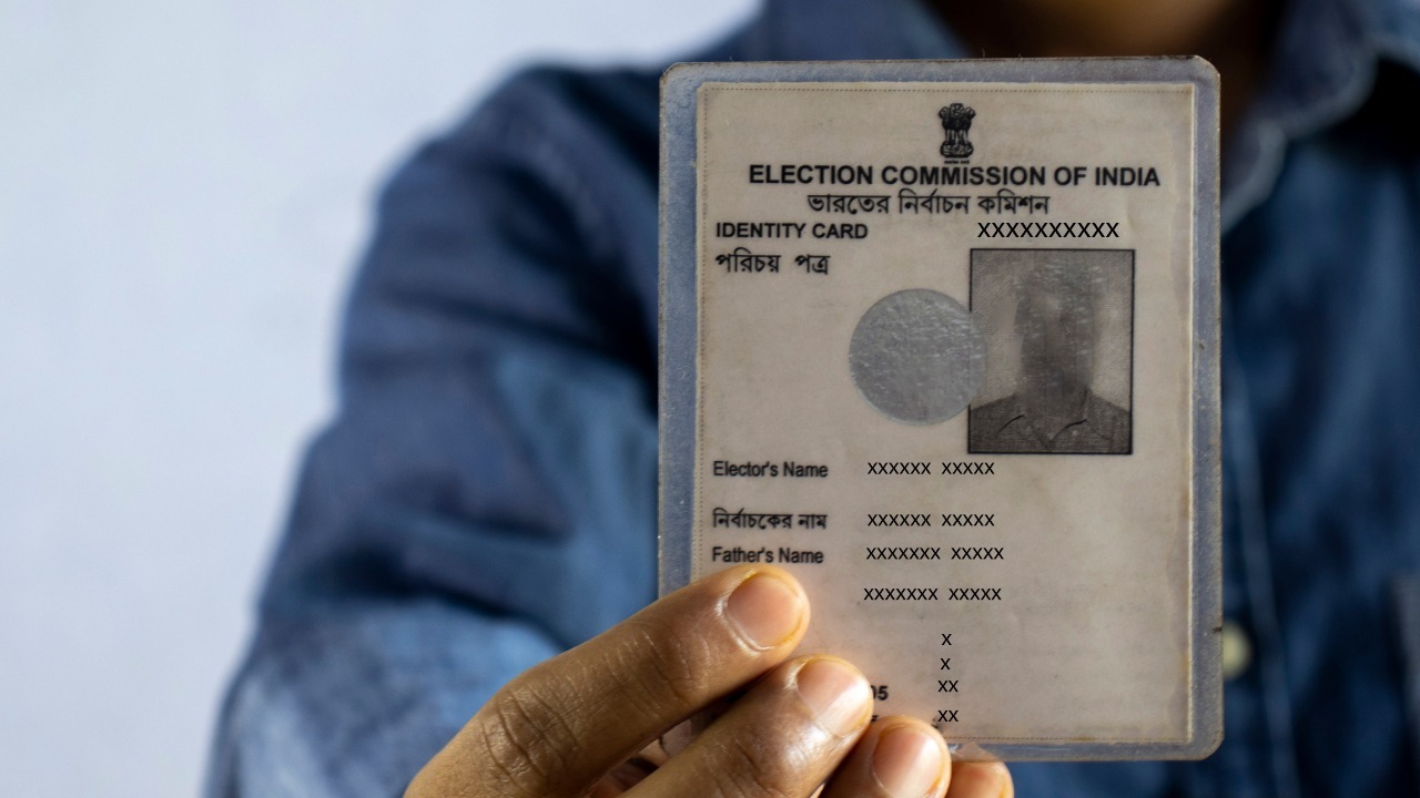 Citizens who Have Completed 17 years Can Apply to Vote