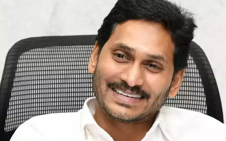 CM Jagan Distributes Vaahan Mitra Cheques on 15th July in Visakhapatnam