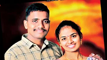 How can I be in this world without you Mounika Army jawan unable to bear the death of his wife