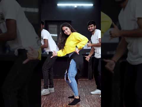 Kacha Badam Song Dance by Deepthi sunaina 